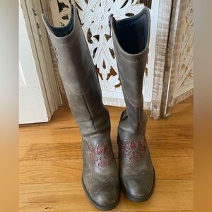 Leather Cowgirl Boots 7.5